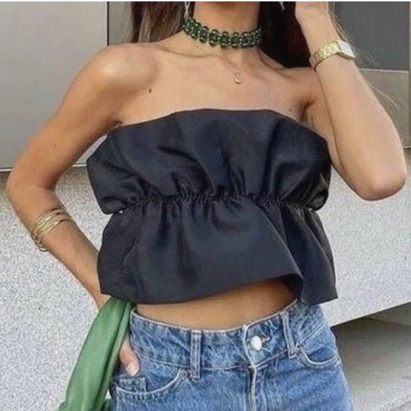 SHEIN Tops - SHEIN Black Ruffle Poplin Sleeveless Sculptural Cropped Top Size XS / 2